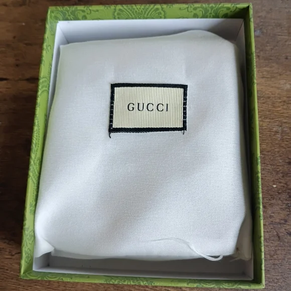 Gucci Black Leather Wallet - Picture 7 of 11